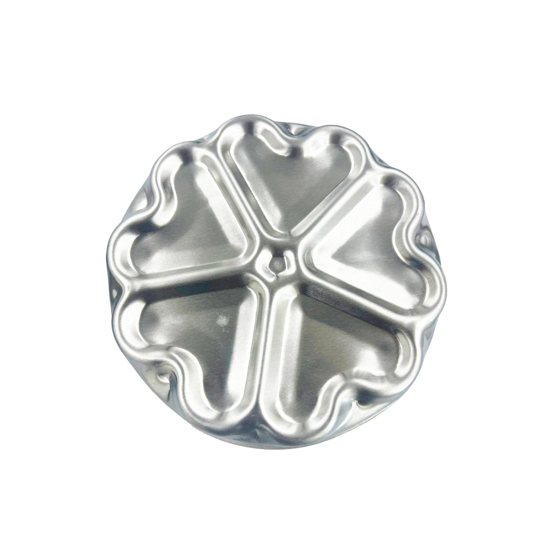 Five Hearts Round Aluminum Cake Pan Size 18cm x 5cm W x H