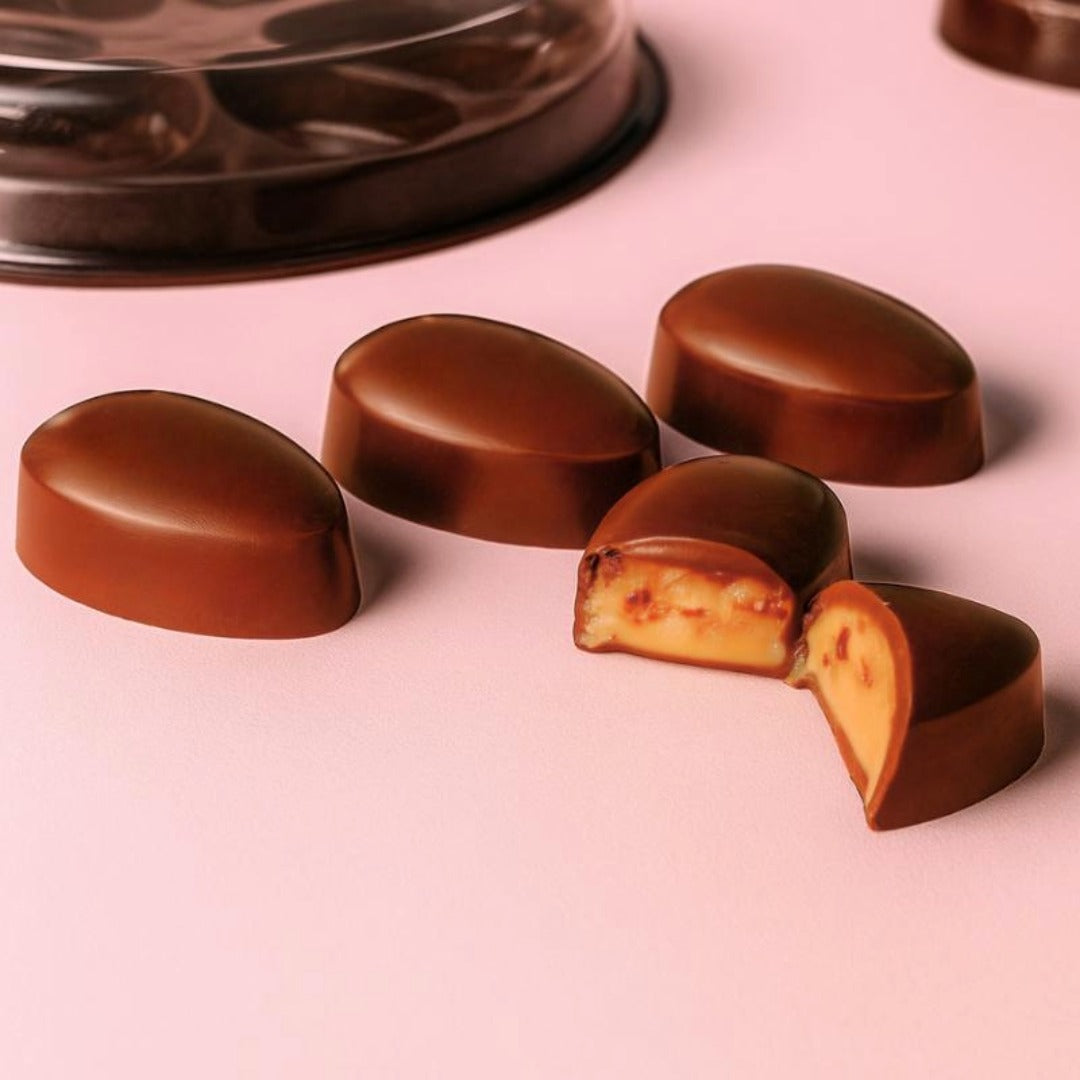 Plain egg Bonbon 3-Part Chocolate Mold (BWB)