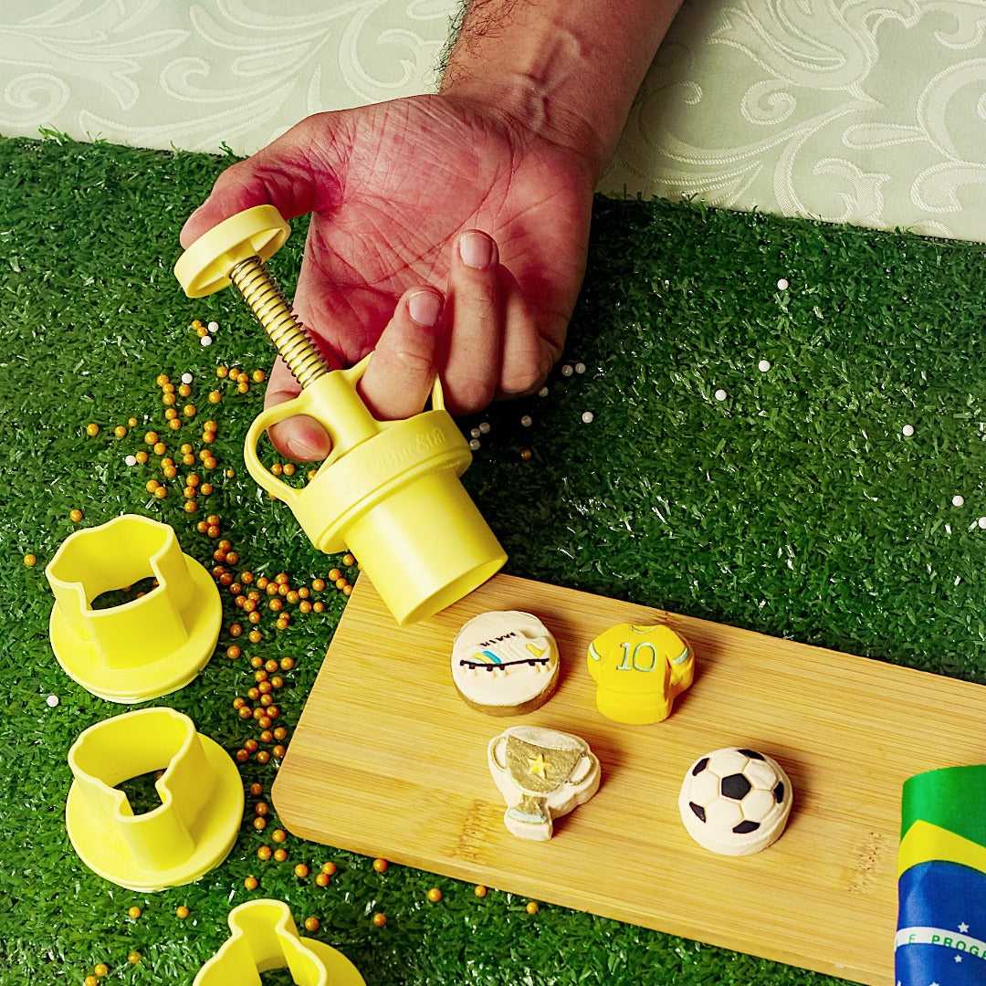 Brigadeiro ejector mold (Soccer-themed designs) – BlueStar (8 pcs Set)
