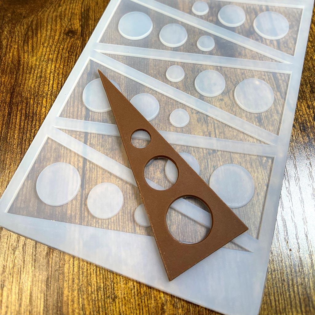 Chocolate Decor Silicone Mold - Triangle with Circles - ViaCheff.com