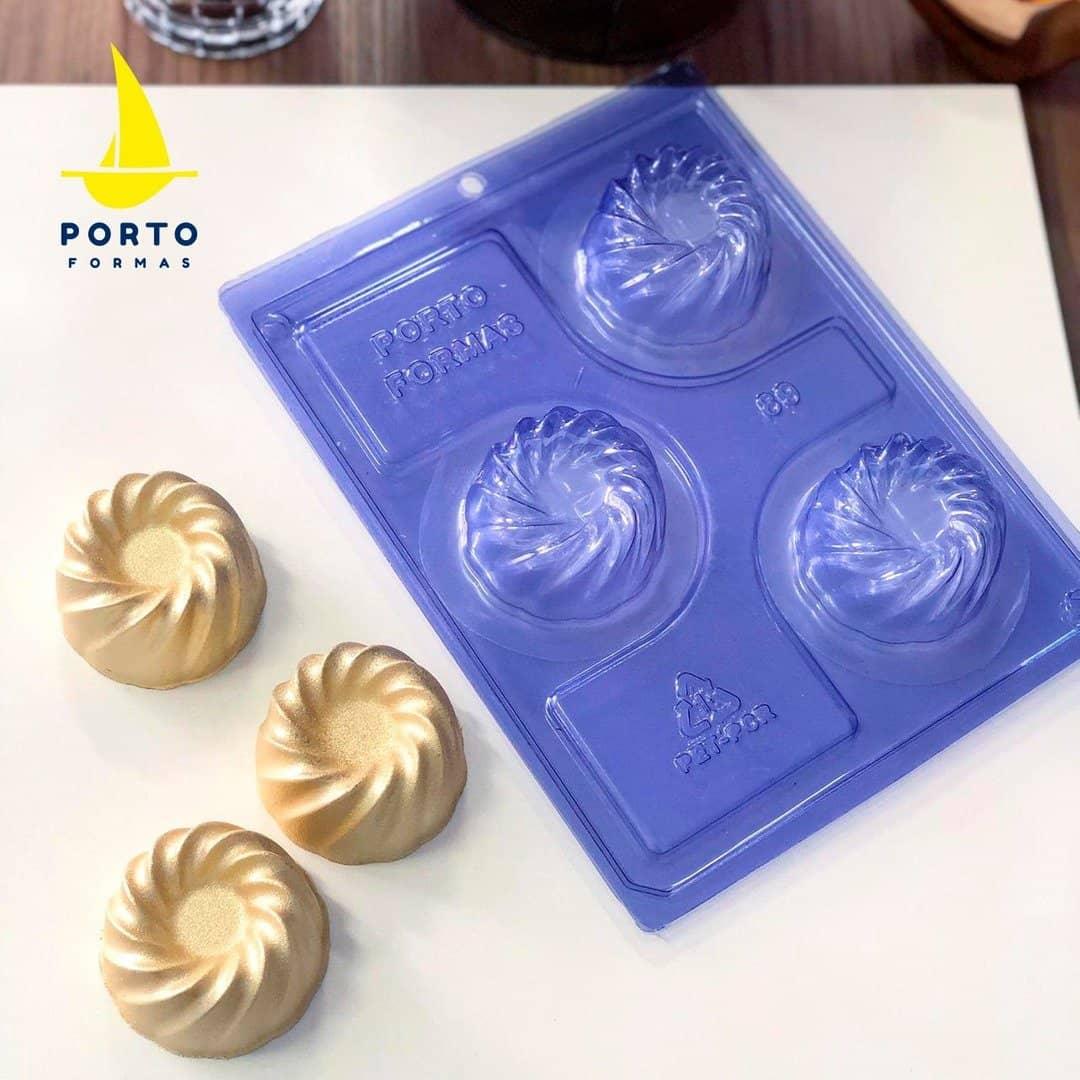 Volcano Cake Chocolate Mold - ViaCheff.com