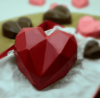 Thumbnail for Medium Geo Heart 200g Shell 3-Part Chocolate Mold (BWB) - ViaCheff.com
