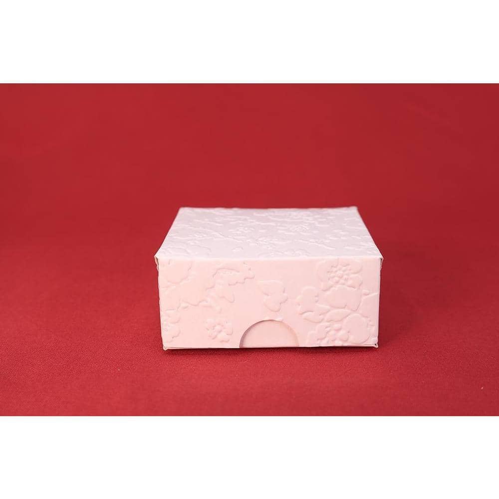 Ornamental Box For Bem-Casados (White Floral Embossed Paper) - ViaCheff.com